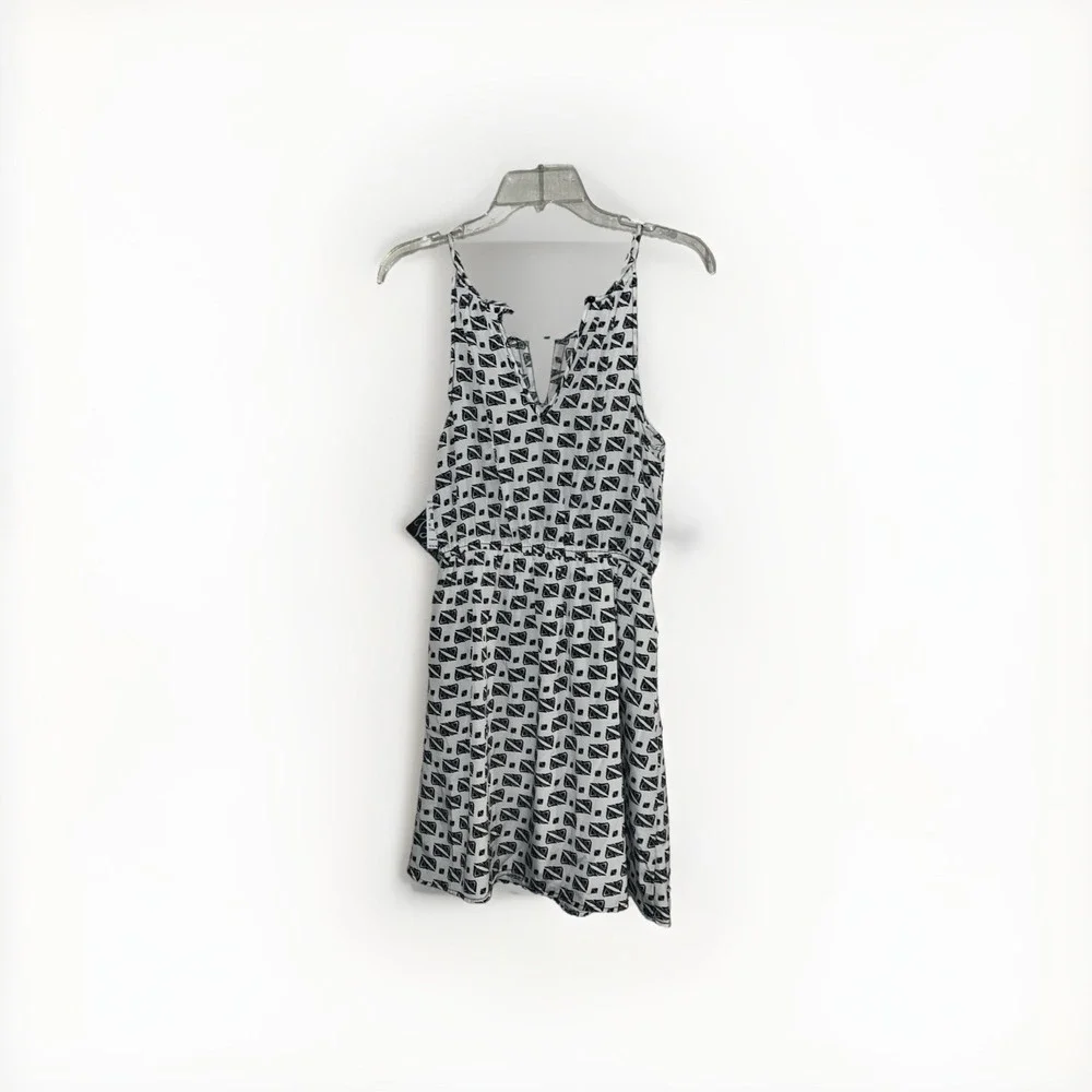 Bebop Sleeveless Dress Sized‎ S - Black & White